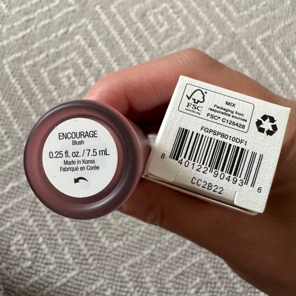 Rare Beauty Soft Pinch Liquid Blush Enchanted - Picture 3 of 3